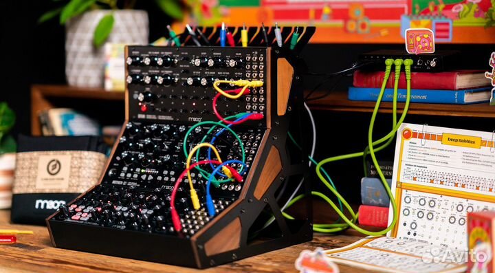 Moog Sound Studio: Mother-32 & dfam & Subharmonic