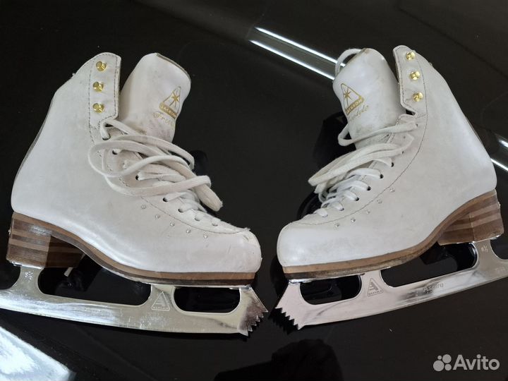 Фигурные коньки jackson freestyle