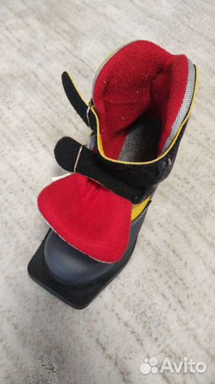 Лыжные ботинки Marax