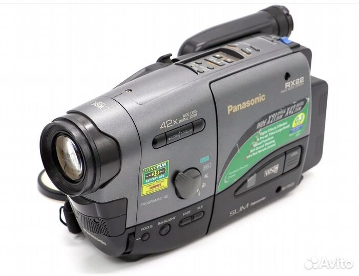 Видеокамера кассетная Panasonic NV-RX22EU
