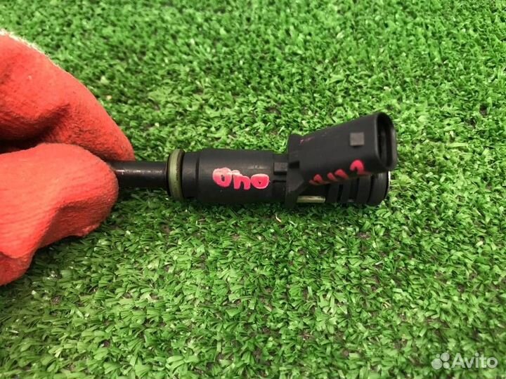 Форсунка инжекторная Mercedes-Benz R350 4 Matic