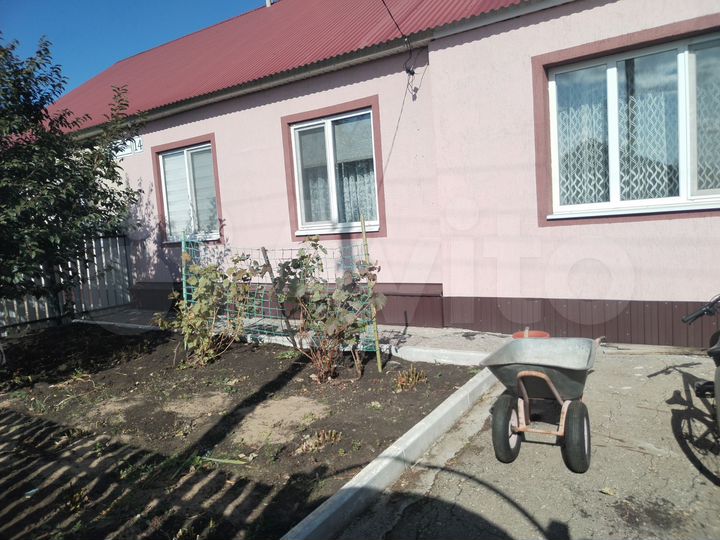 Дом 83 м² на участке 6 сот.