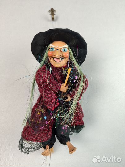 Фарфоровая кукла Баба -Яга