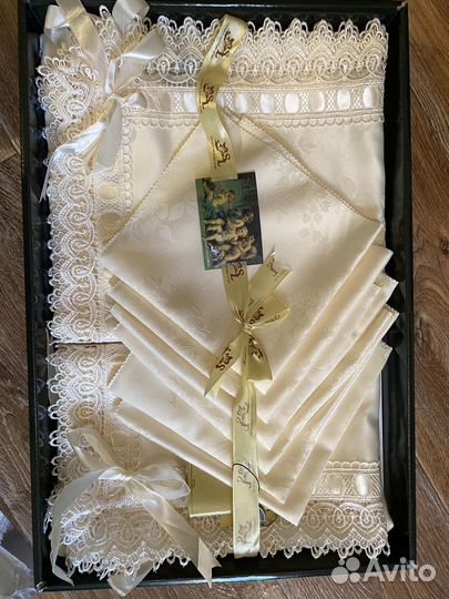 Комплект столового белья, ацетатный шелк. Скатерть