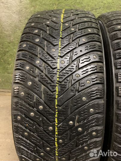 Nokian Tyres Hakkapeliitta 8 215/60 R16 99T
