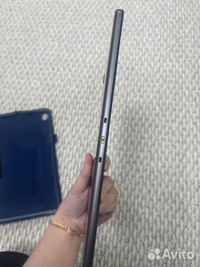 Планшет lenovo