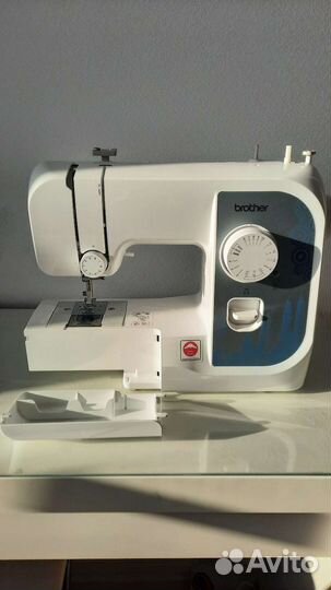 Швейная машина Brother lx1400s