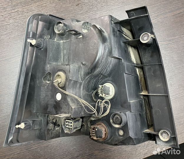 Задний правый и левый фонарь rangerover sport l320