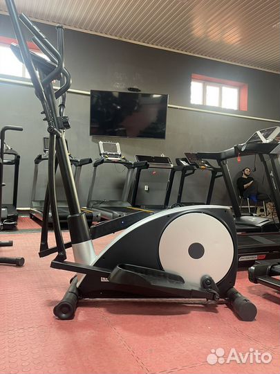 Эллиптический тренажер