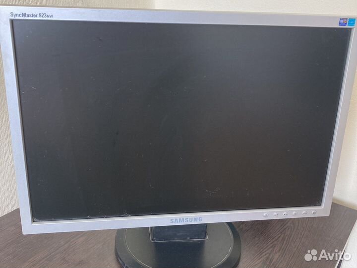 Монитор Samsung 923NW