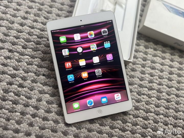 Apple iPad mini на 32 гб с полной комплектацией