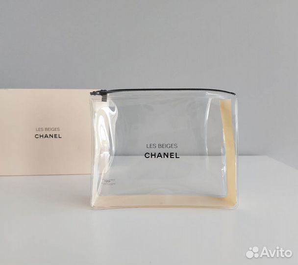 Косметички Chanel