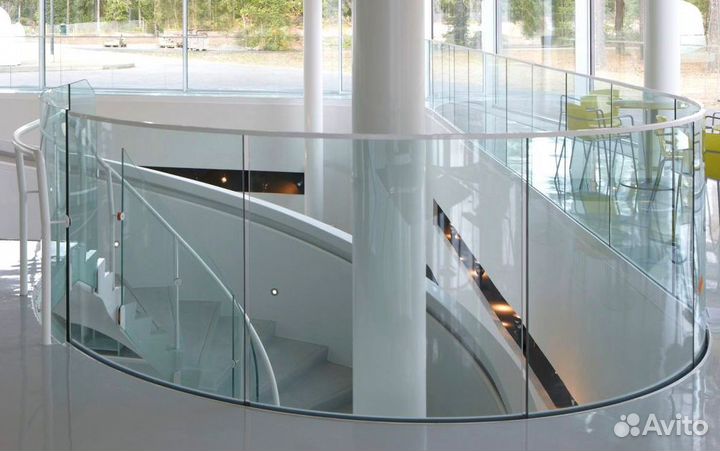 Стеклянные ограждения лестницы от производителя