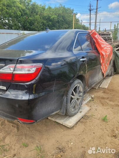 Toyota Camry 2.5 AT, 2016, битый, 95 000 км