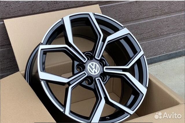 Новые диск R17 5x100 Polo, Rapid