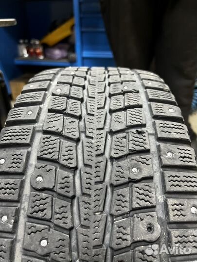 Dunlop SP Winter Ice 01 205/55 R16