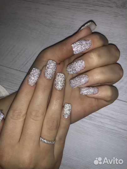 Маникюр, наращивание ногтей