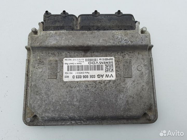 Блок управления двигателем Skoda Fabia