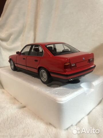 Модель Bmw E34 1:18 Minichamps