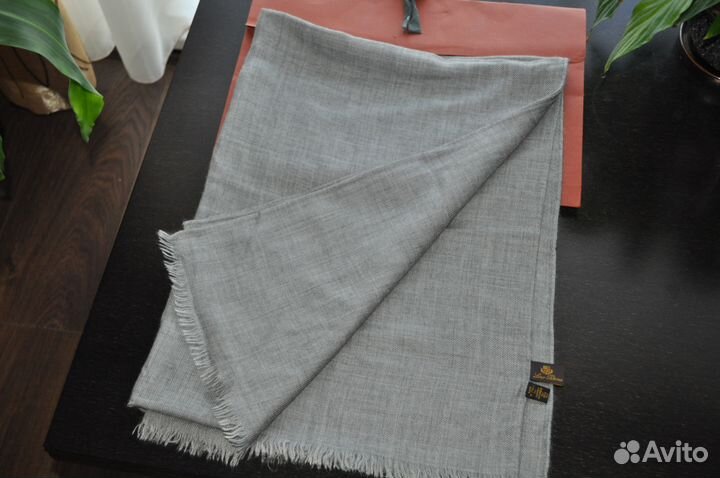 Loro Piana. палантин оригинал