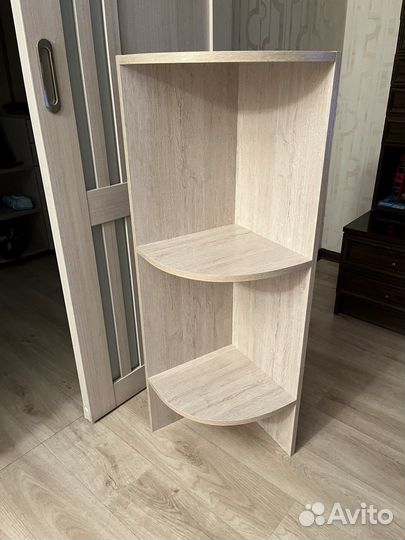 Полка угловая новая