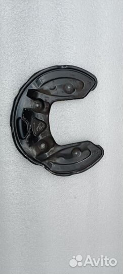 Пыльник тормозного диска задний левый