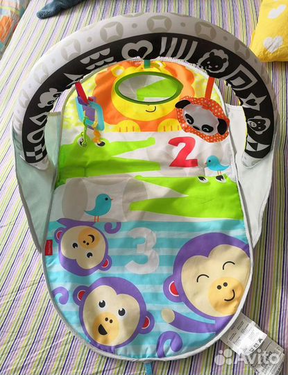 Игровой развивающий коврик Fisher price