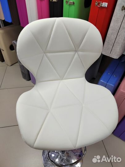 Стул-ракушка барный