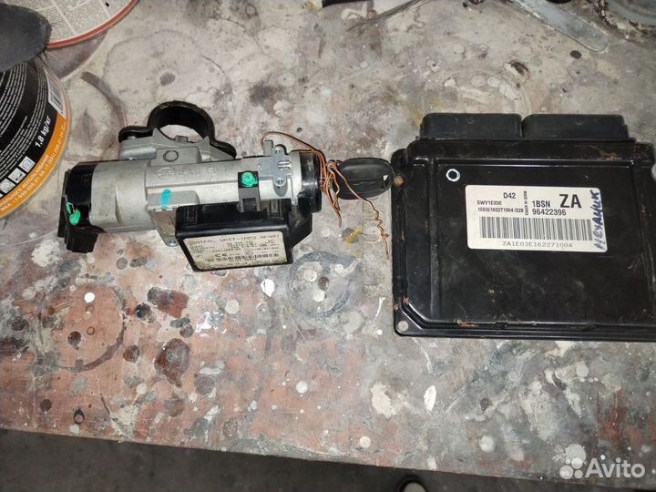 Продам блок эбу с иммобилайзером