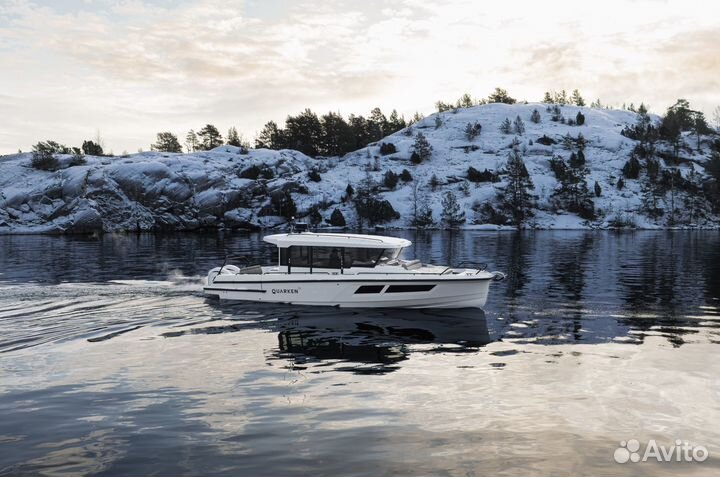 Моторная яхта Quarken 35 Cabin
