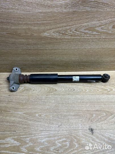 Амортизатор задний правый Kia Ceed CD 2020