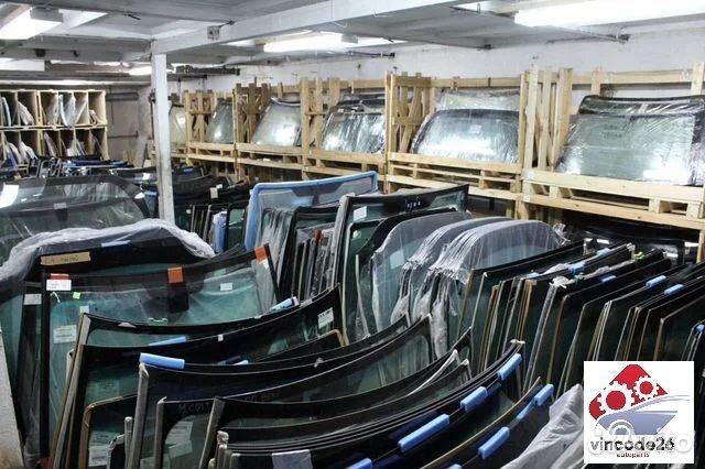 Автостекла лобовые с установкой