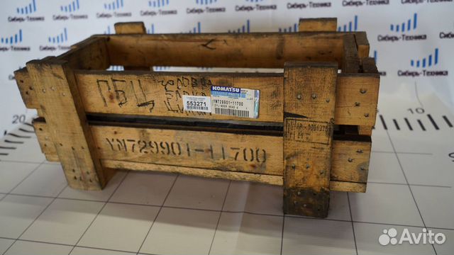 Головка блока цилиндра (YM729901-11700) Komatsu