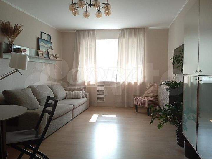 3-к. квартира, 79 м², 4/10 эт.