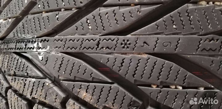 Nokian Tyres Hakkapeliitta R2 SUV 225/65 R17 106R