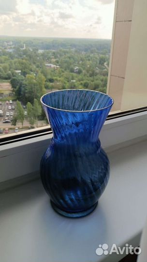 Ваза для цветов цветное стекло