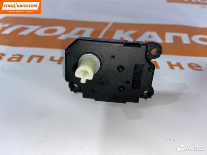 Моторчик заслонки печки Mitsubishi Outlander