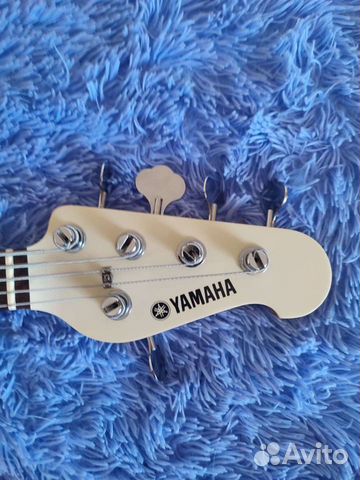 Бас гитара yamaha bb