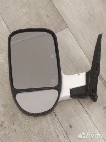 Продам левое зеркало на газель