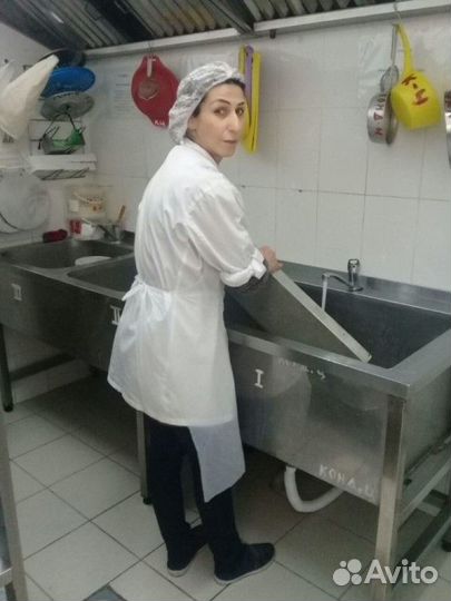 Мойка посуды в столовой