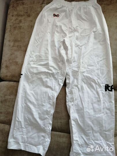 Форма для тхэквондо и книга учебная программа