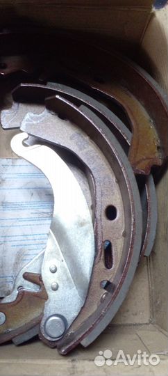 Колодки тормозные барабанные