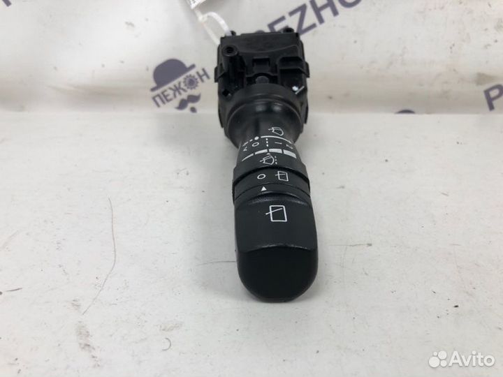 Переключатель подрулевой правый Kia Ceed хэтчбек 5