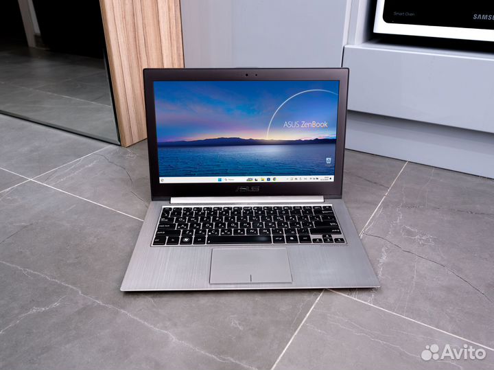 Asus ZenBook 13 (Core i7)