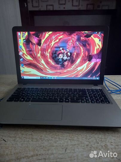 Ноутбук Asus f540b