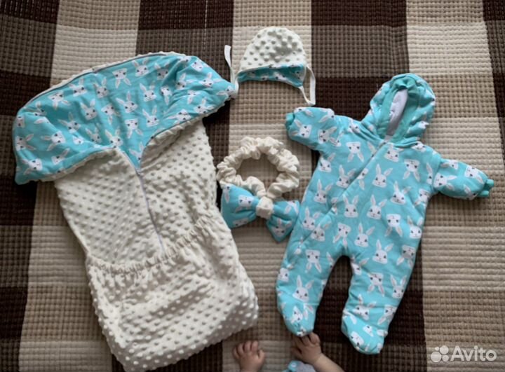 Комплект на выписку весна