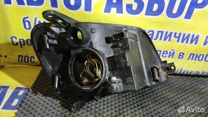 Фара передняя правая Citroen Berlingo