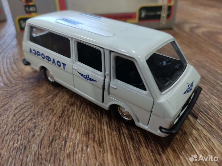 Модели, запчати, коробки СССР