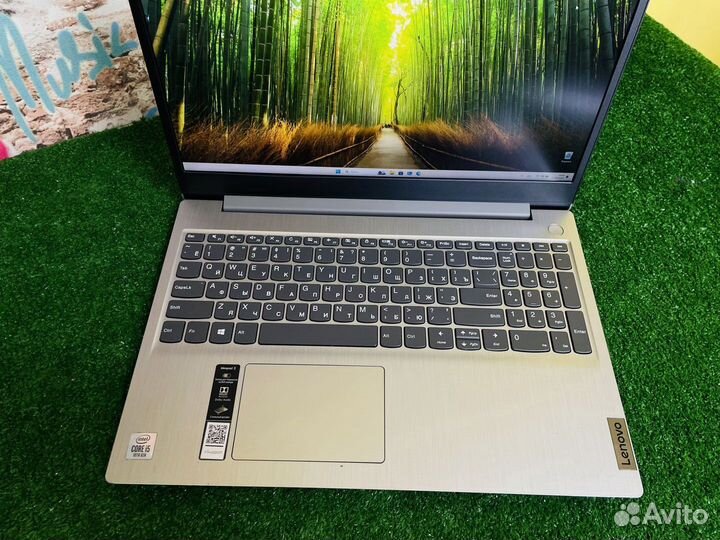 Ноутбук Lenovo IdeaPad 3 15IIL05
