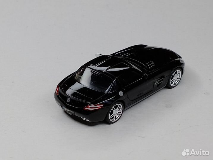 Mercedes Benz SLS (R197) 2010-2014. Roadster